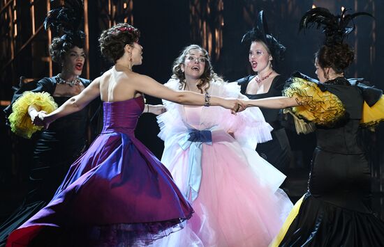 Премьера спектакля "Свадьба Кречинского"