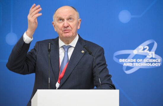 КМУ-2025. Лекция. Энергосберегающая элементная база современной микро- и наноэлектроники