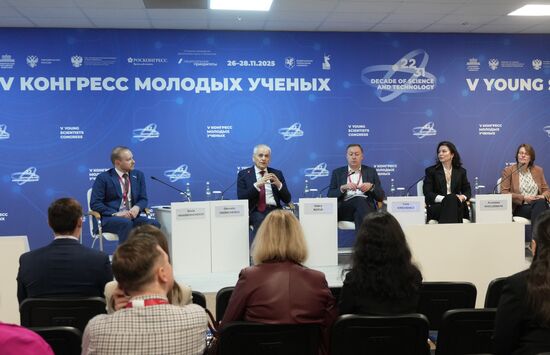 КМУ-2025. Диалог лидеров: лучшие практики подготовки медицинских кадров