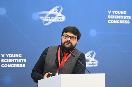 КМУ-2025. Лекция. Медицина на передовой: клиническая практика, научная работа и гражданская ответственность