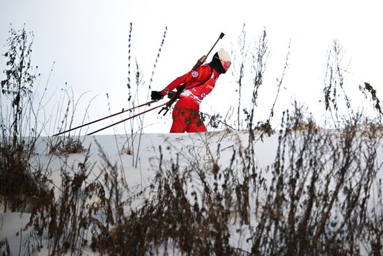 Биатлон. Первый этап Альфа-Банк Кубка России. Женщины. Спринт 