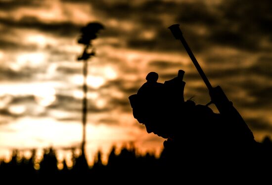 Биатлон. Первый этап Альфа-Банк Кубка России. Женщины. Спринт 