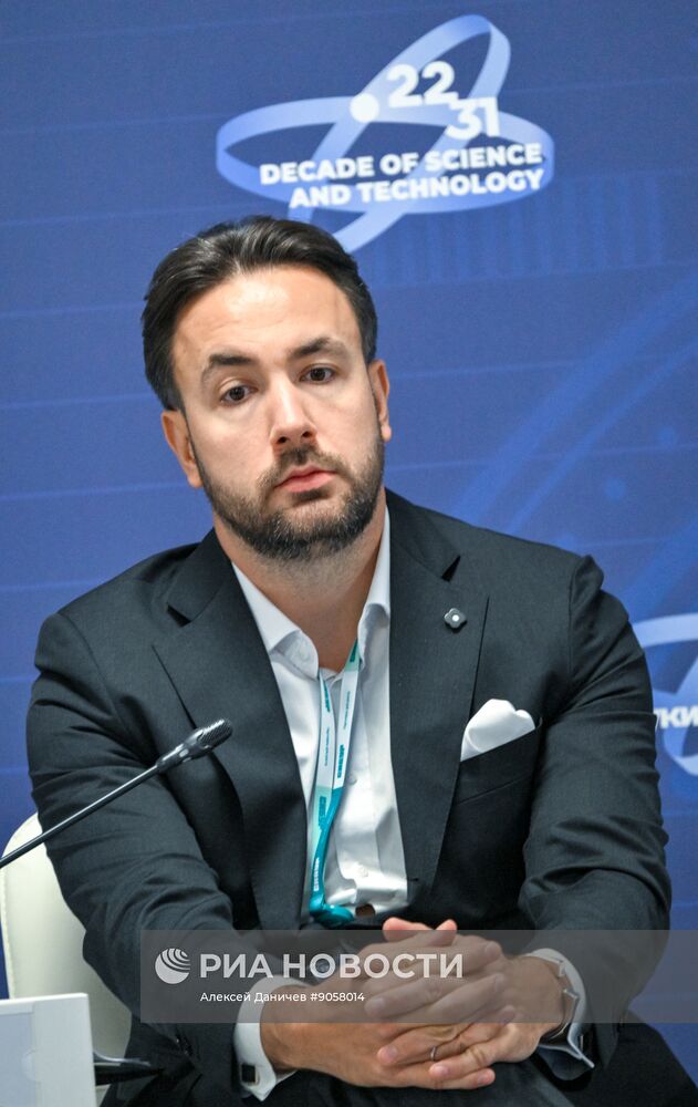 КМУ-2025. Как бизнес продвигает науку и зачем ему это