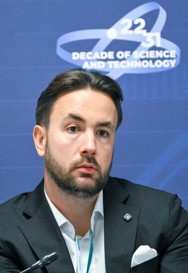 КМУ-2025. Как бизнес продвигает науку и зачем ему это