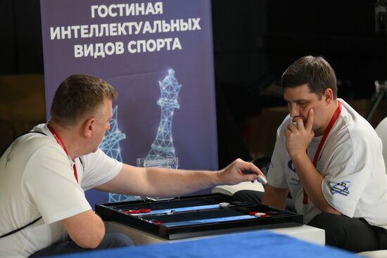 КМУ-2025. Кубок Росконгресса по нардам/Гостиная интеллектуальных видов спорта, атриум зала "Атом"