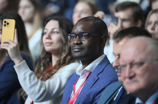 КМУ-2025. Атом должен быть рабочим, а не солдатом