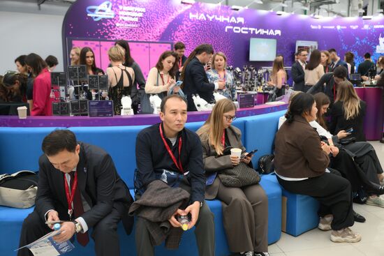 КМУ-2025. Работа конгресса