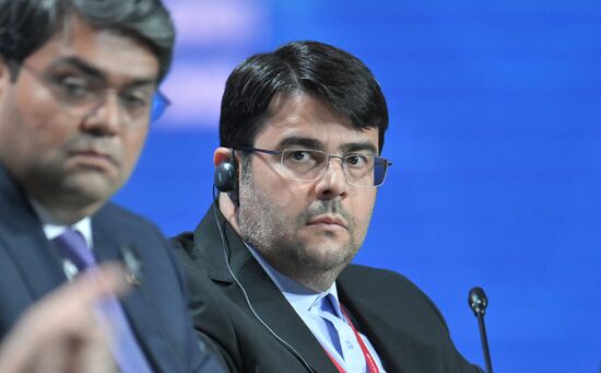 КМУ-2025. Атом должен быть рабочим, а не солдатом