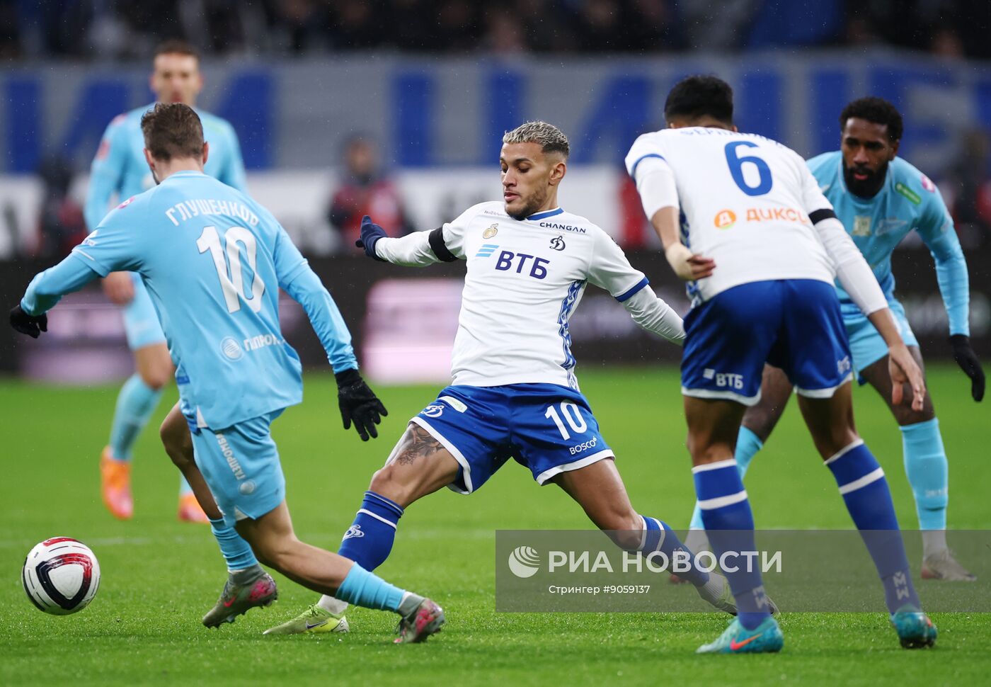 Футбол. Кубок России. "Динамо" (Москва) - "Зенит" (Санкт-Петербург)