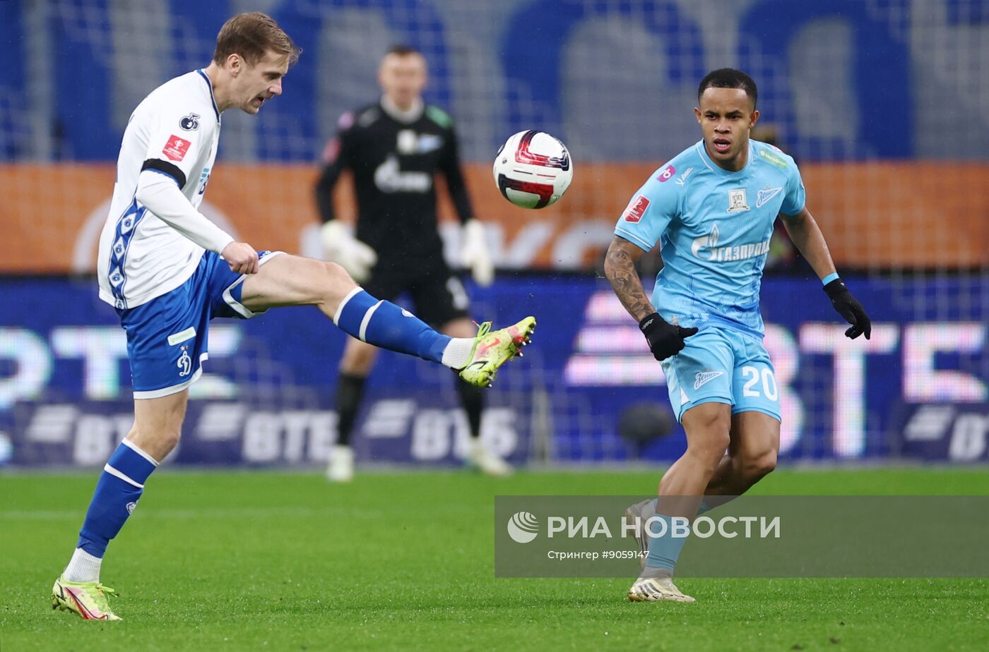 Футбол. Кубок России. "Динамо" (Москва) - "Зенит" (Санкт-Петербург)