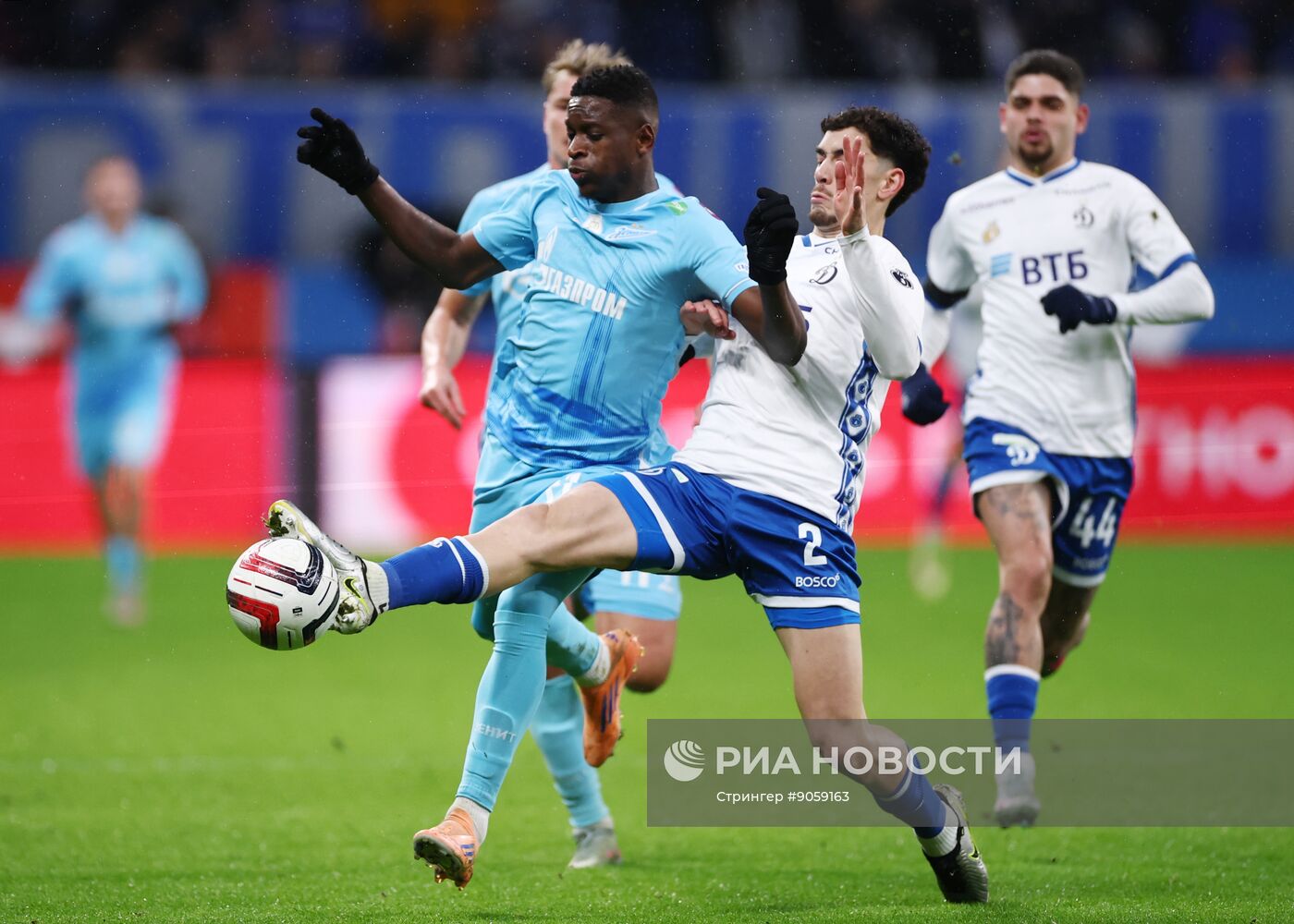 Футбол. Кубок России. "Динамо" (Москва) - "Зенит" (Санкт-Петербург)