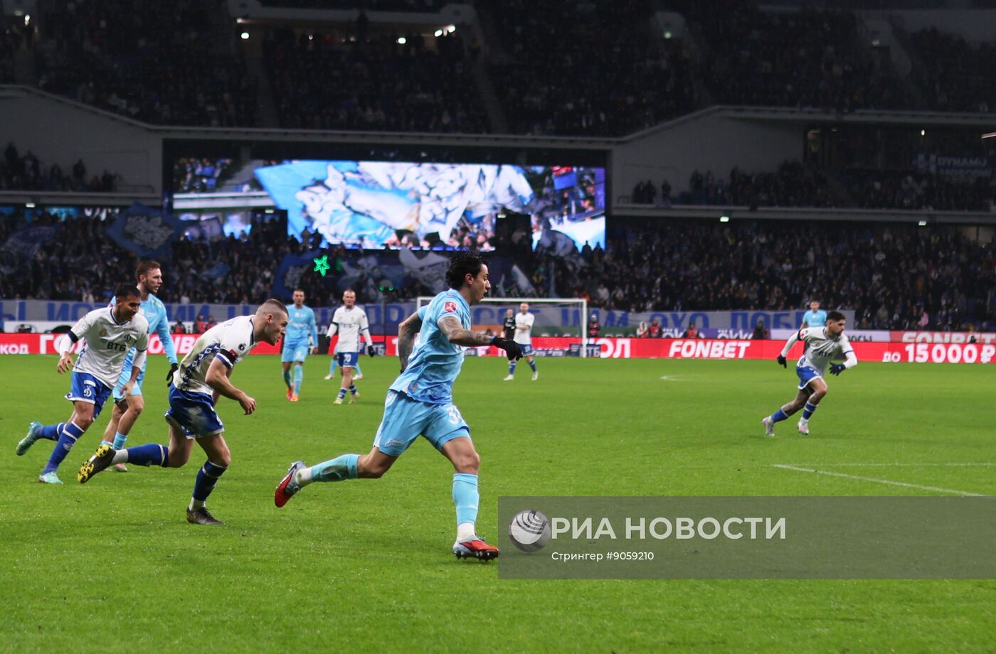 Футбол. Кубок России. "Динамо" (Москва) - "Зенит" (Санкт-Петербург)