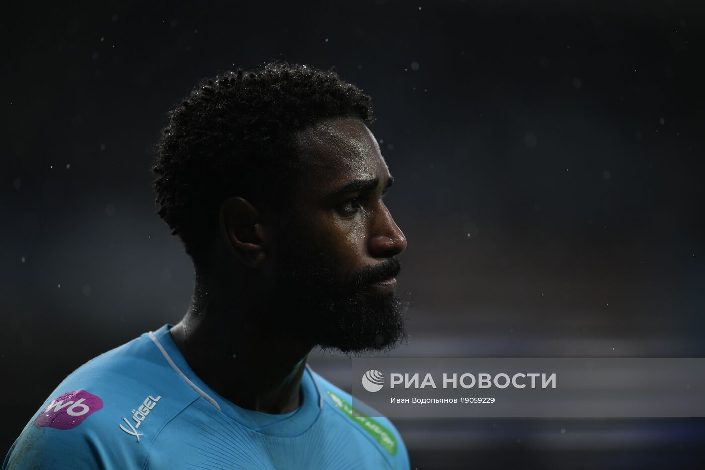 Футбол. Кубок России. "Динамо" (Москва) - "Зенит" (Санкт-Петербург)