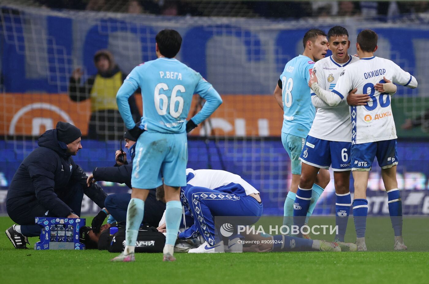 Футбол. Кубок России. "Динамо" (Москва) - "Зенит" (Санкт-Петербург)