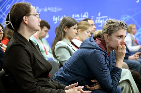 КМУ-2025. Наука за 10 минут: презентация молодежных проектов РНФ