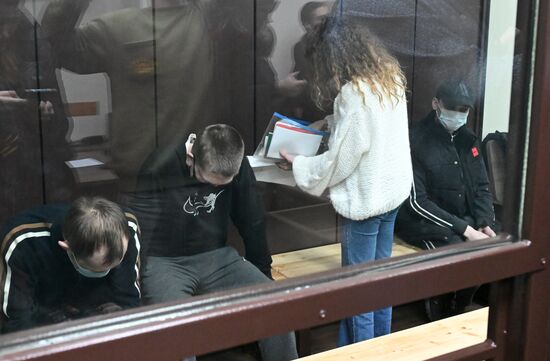 Оглашение приговора обвиняемым в мошенничестве с квартирой певицы Ларисы Долиной 