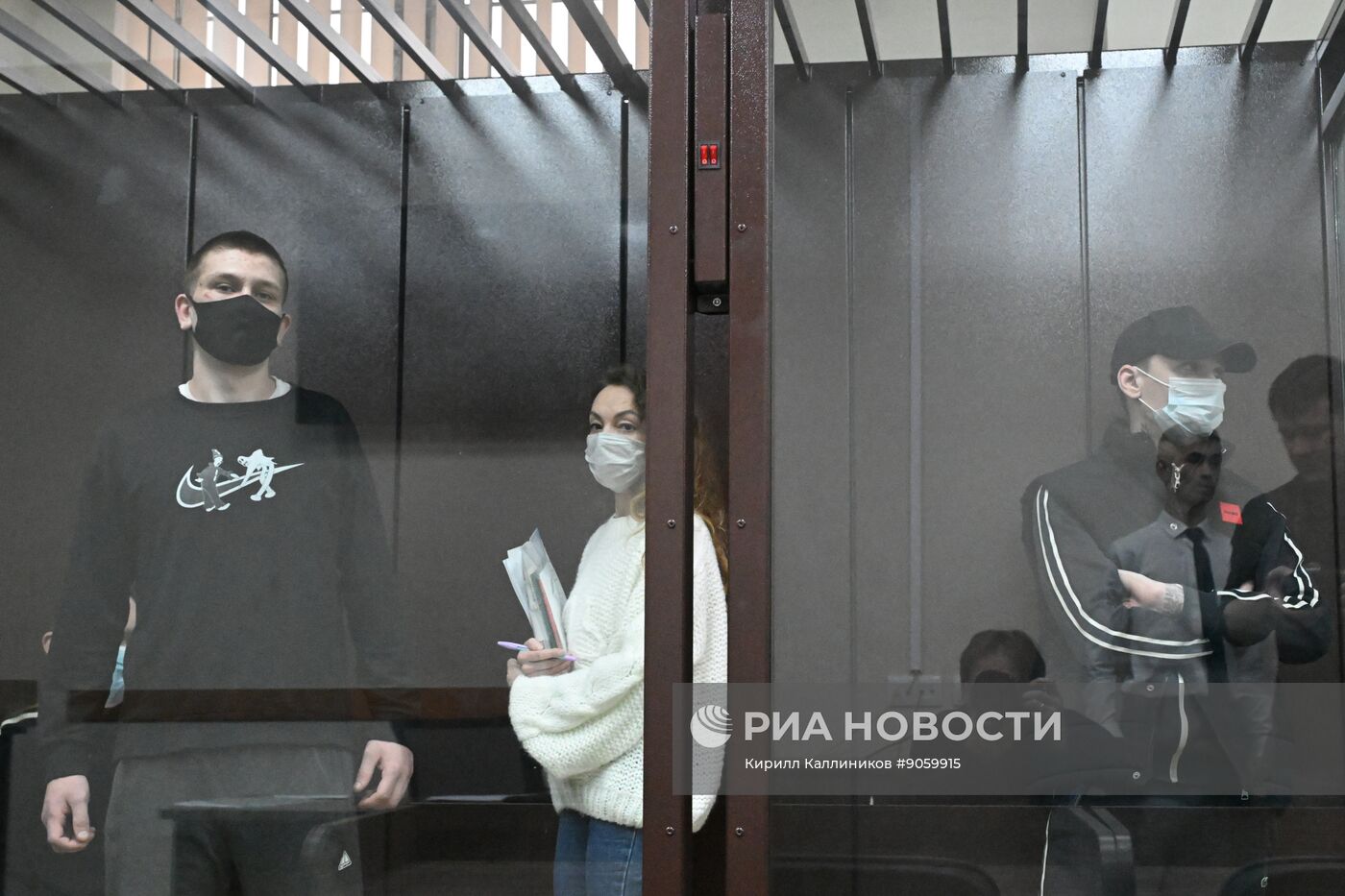 Оглашение приговора обвиняемым в мошенничестве с квартирой певицы Ларисы Долиной 