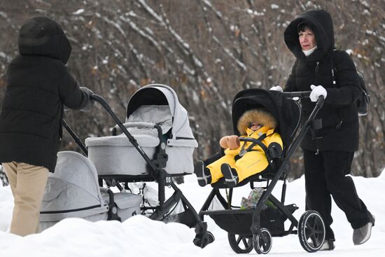 День матери 