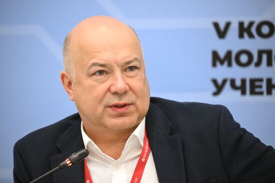 КМУ-2025. Эволюция гуманитарных профессий: технологии проектирования будущего и социальная архитектура