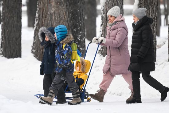 День матери 