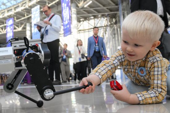 КМУ-2025. Работа конгресса