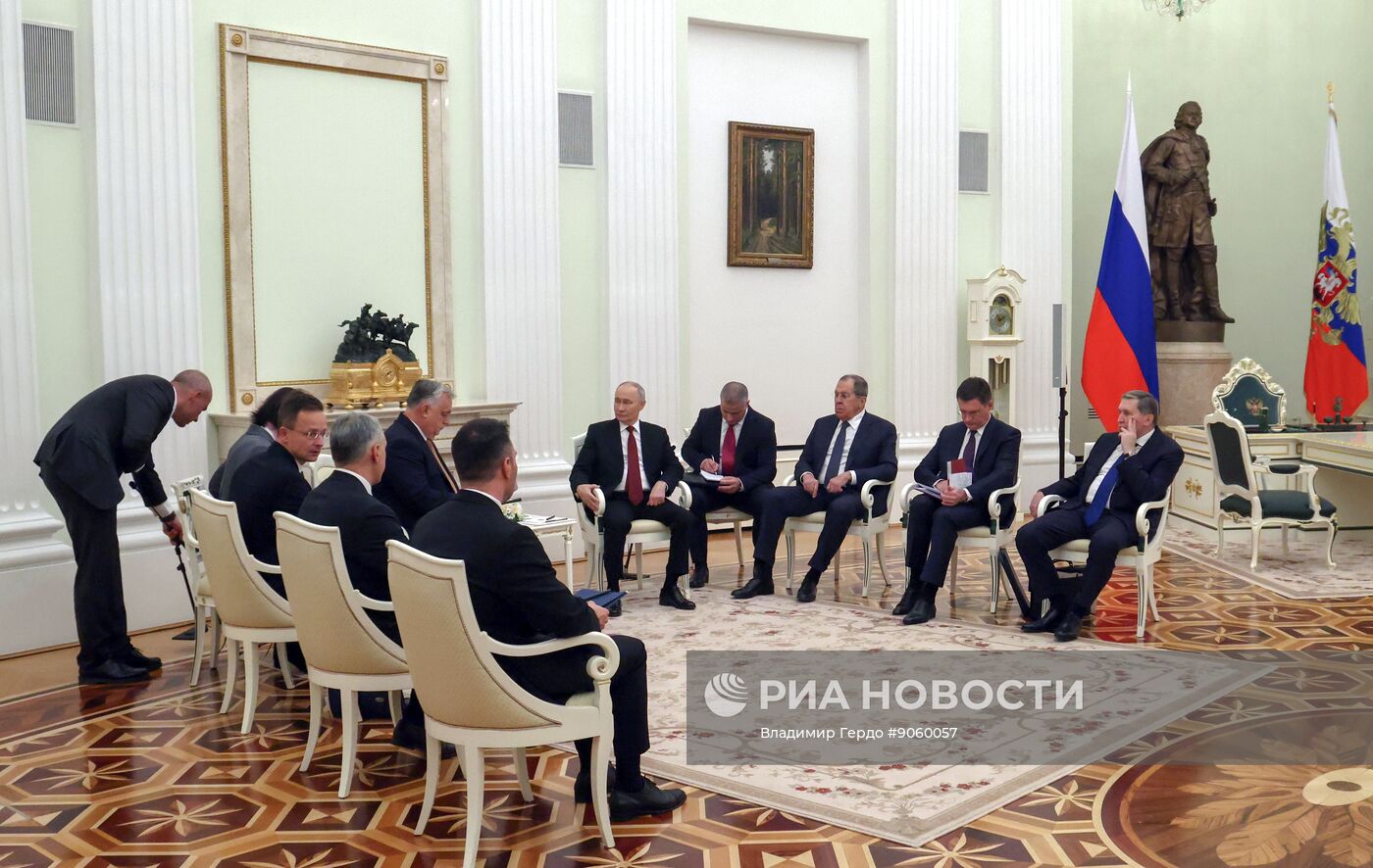 Президент Владимир Путин провел встречу с премьер-министром Венгрии Виктором Орбаном