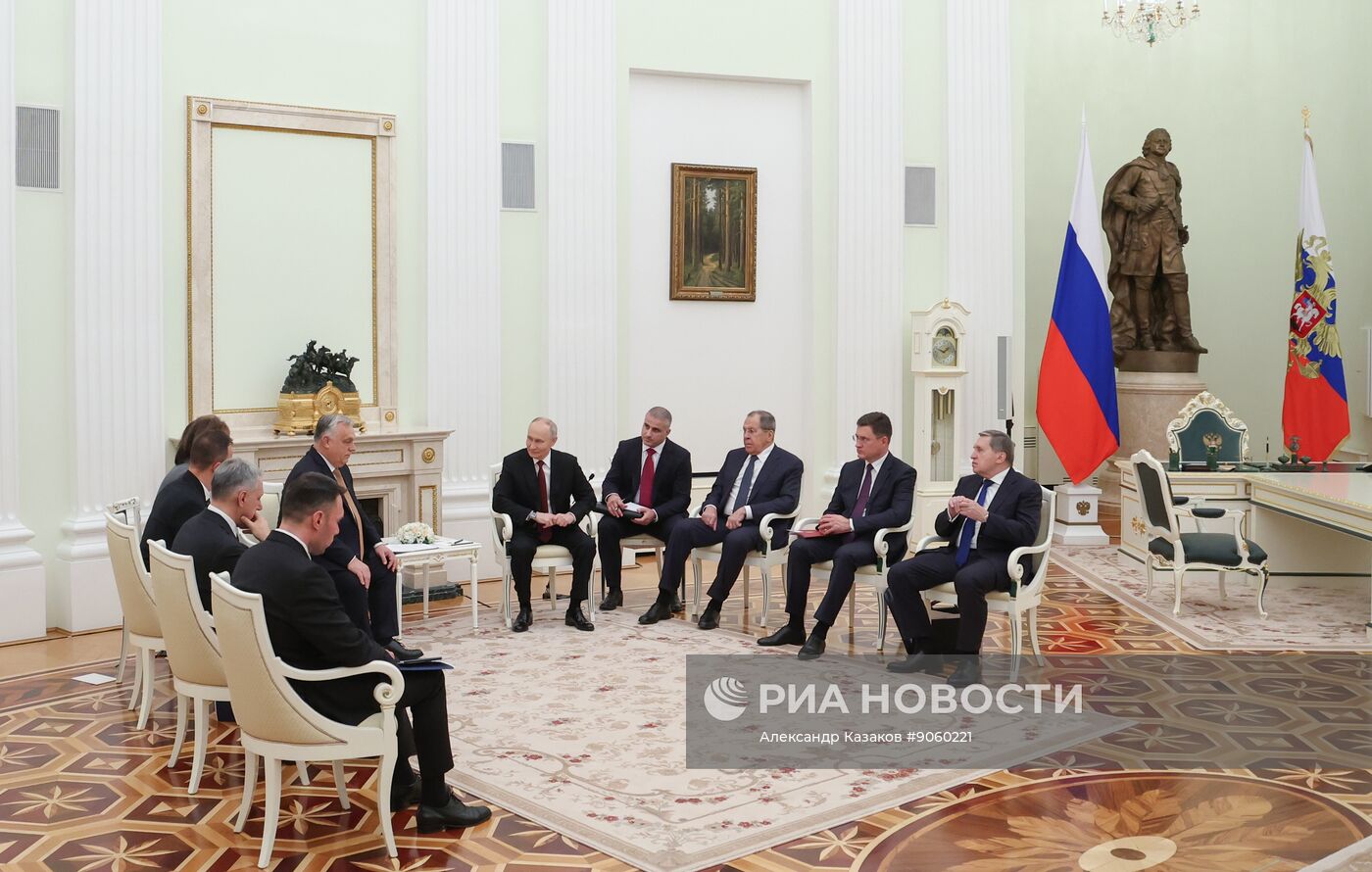 Президент Владимир Путин провел встречу с премьер-министром Венгрии Виктором Орбаном