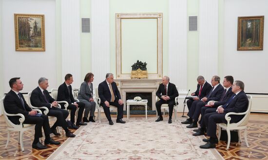 Президент Владимир Путин провел встречу с премьер-министром Венгрии Виктором Орбаном