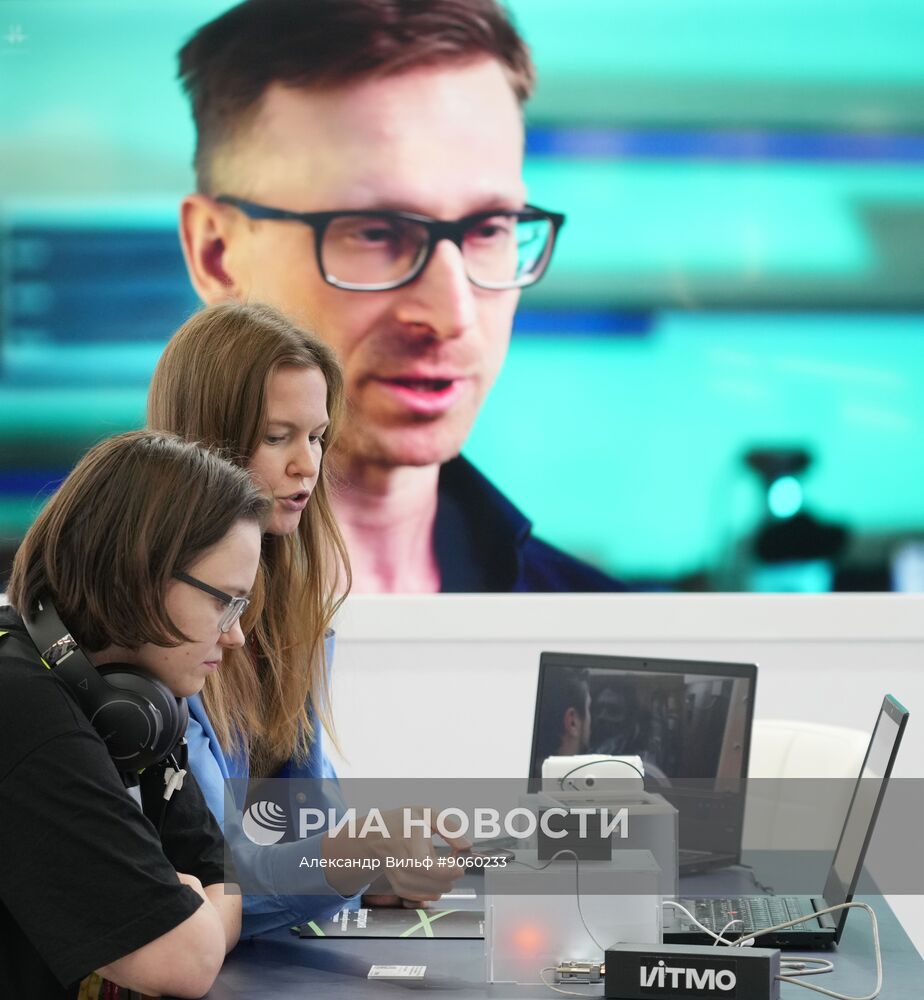 КМУ-2025. Работа конгресса