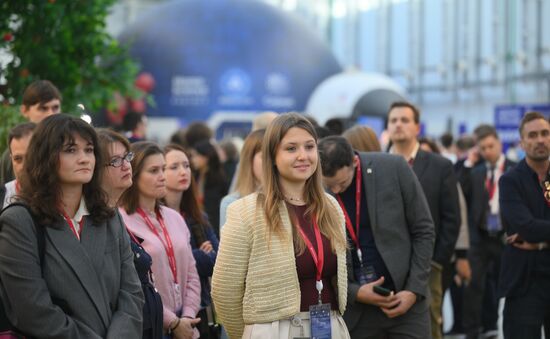 КМУ-2025. Работа конгресса