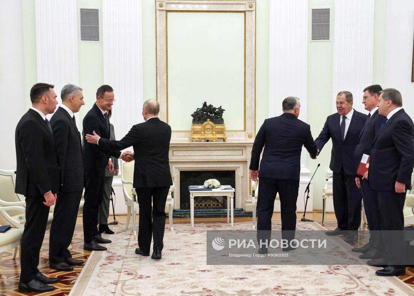 Президент Владимир Путин провел встречу с премьер-министром Венгрии Виктором Орбаном