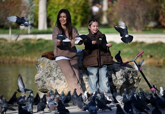 30 ноября в России отмечается День матери