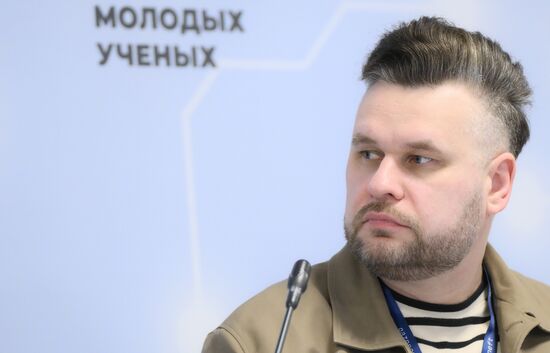 КМУ-2025. И все-таки индустриальная или производственная аспирантура? Новая концепция подготовки кадров высшей квалификации