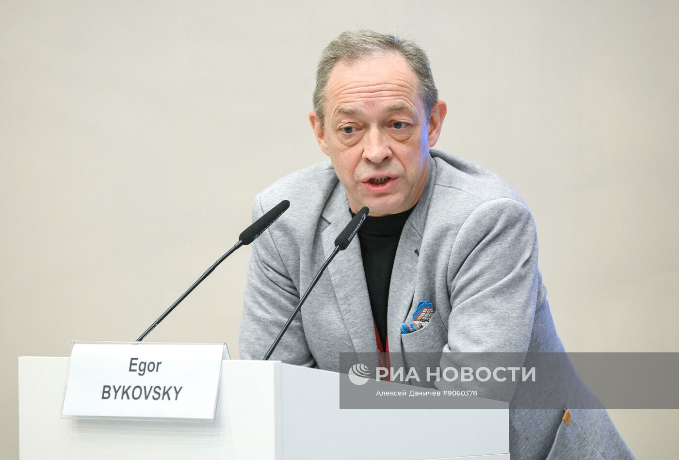 КМУ-2025. Графен: 20 лет спустя. От Нобелевской премии и фундаментальных исследований к прорывным продуктам