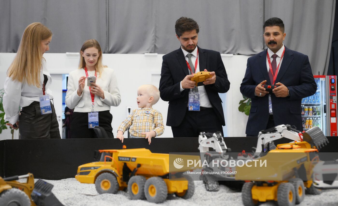 КМУ-2025. Работа конгресса