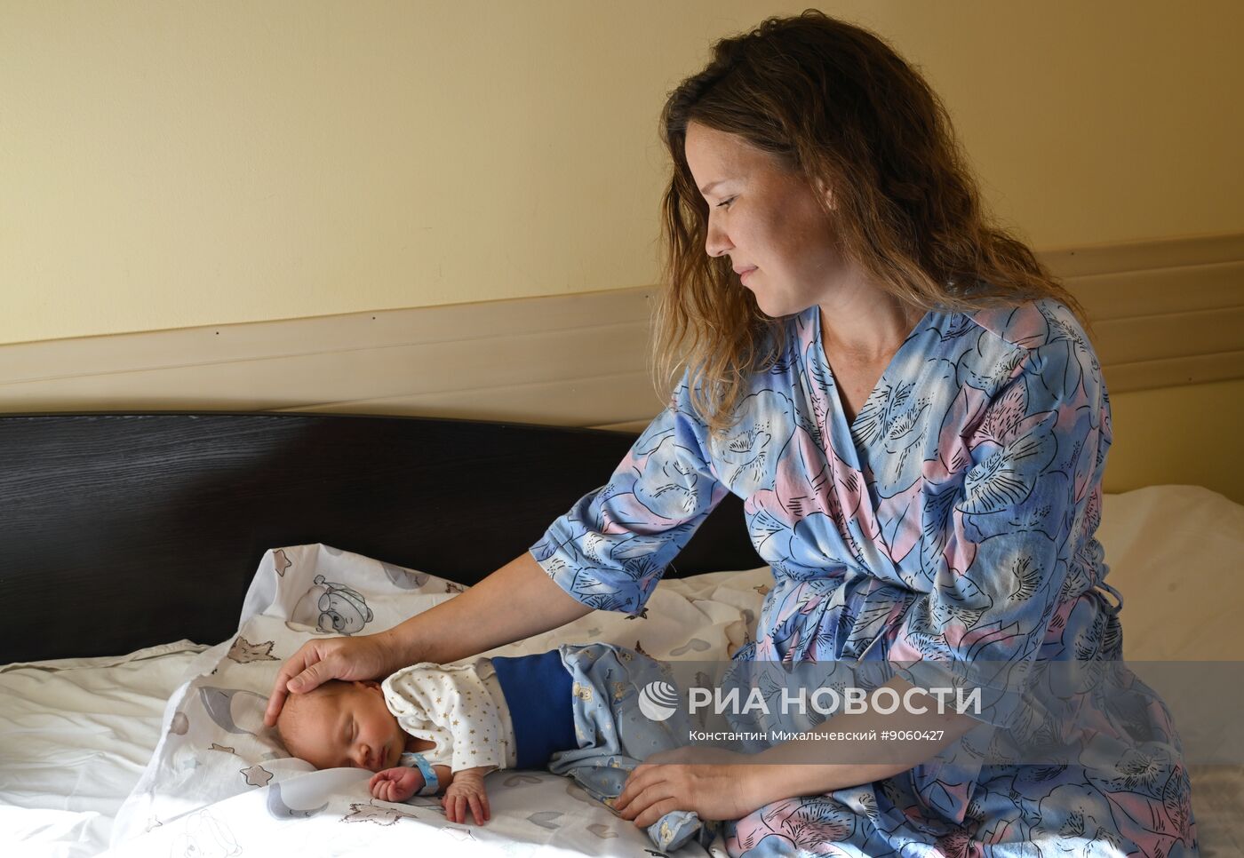 30 ноября в России отмечается День матери