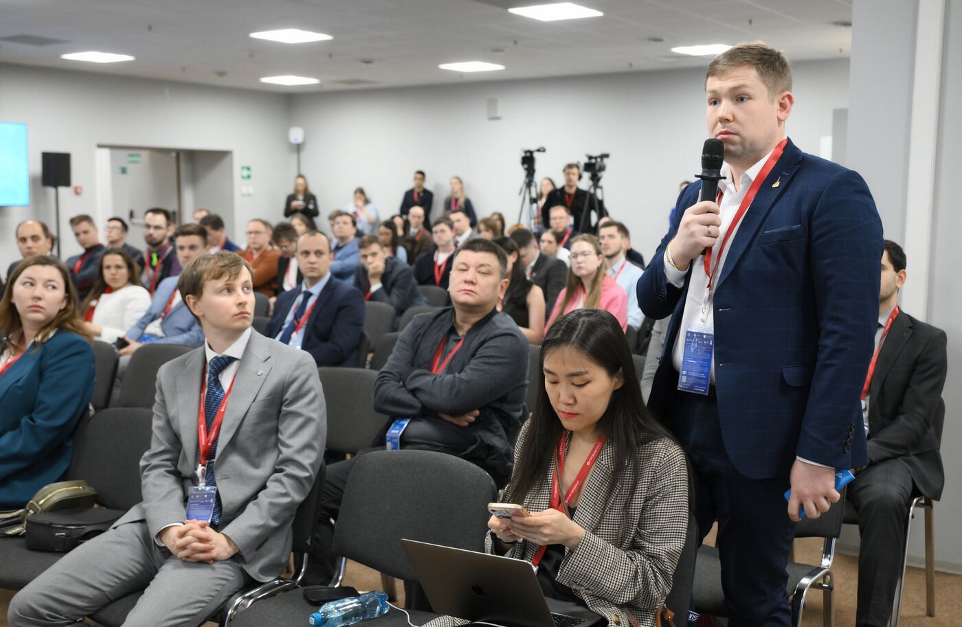 КМУ-2025. И все-таки индустриальная или производственная аспирантура? Новая концепция подготовки кадров высшей квалификации