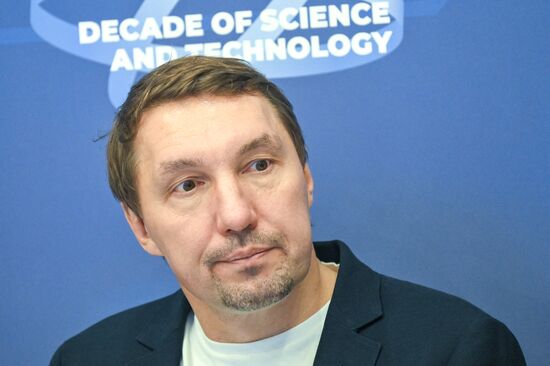 КМУ-2025. Графен: 20 лет спустя. От Нобелевской премии и фундаментальных исследований к прорывным продуктам