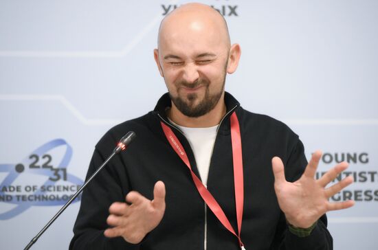 КМУ-2025. И все-таки индустриальная или производственная аспирантура? Новая концепция подготовки кадров высшей квалификации