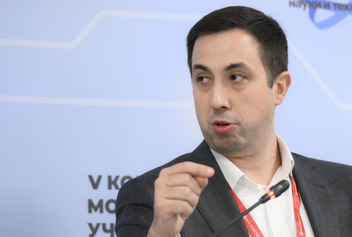 КМУ-2025. И все-таки индустриальная или производственная аспирантура? Новая концепция подготовки кадров высшей квалификации