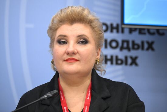 КМУ-2025. Сохранение и укрепление традиционных духовно-нравственных ценностей: научное осмысление и государственная политика 