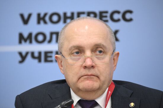 КМУ-2025. Сохранение и укрепление традиционных духовно-нравственных ценностей: научное осмысление и государственная политика 