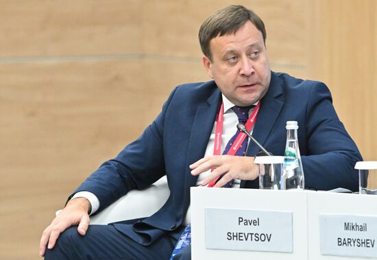 КМУ-2025. Искусственный интеллект: полное возможностей будущее или угроза?