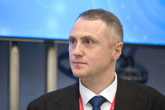 КМУ-2025. Сохранение и укрепление традиционных духовно-нравственных ценностей: научное осмысление и государственная политика 