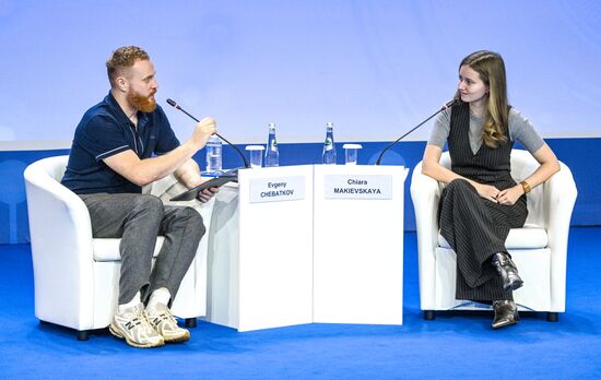 КМУ-2025. Искатели науки. Со сцены театра за хирургический стол: длинный путь от гуманитария до нейробиолога