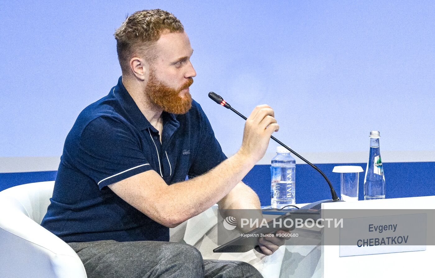 КМУ-2025. Искатели науки. Со сцены театра за хирургический стол: длинный путь от гуманитария до нейробиолога