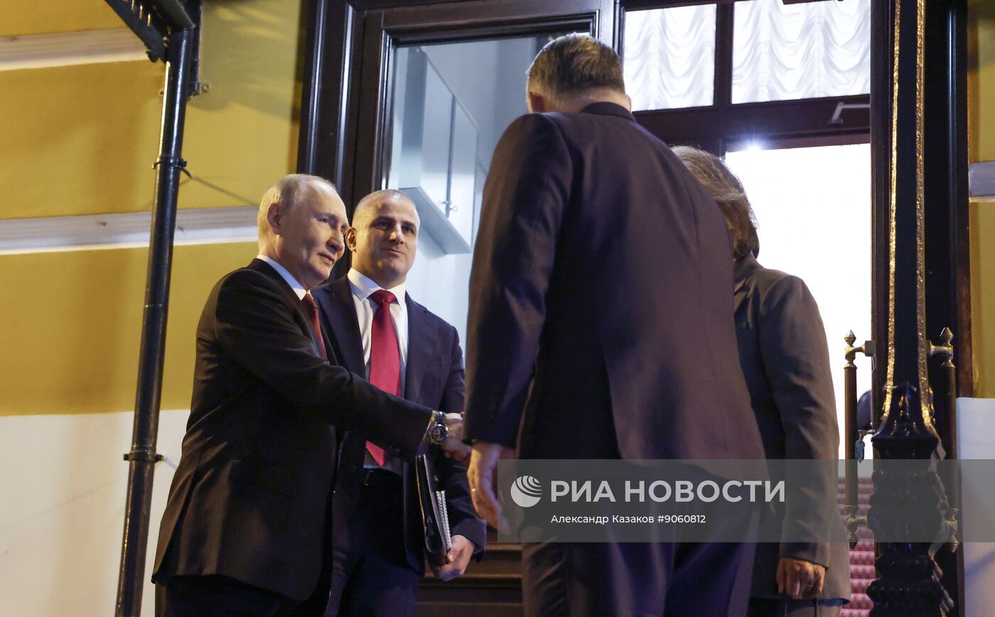 Президент Владимир Путин провел встречу с премьер-министром Венгрии Виктором Орбаном