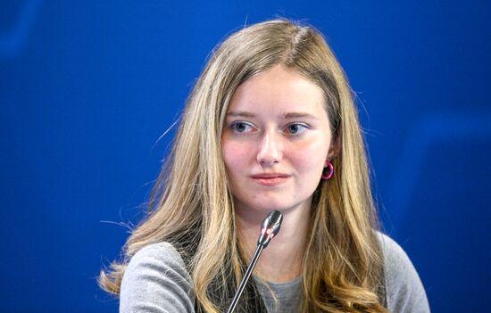 КМУ-2025. Искатели науки. Со сцены театра за хирургический стол: длинный путь от гуманитария до нейробиолога