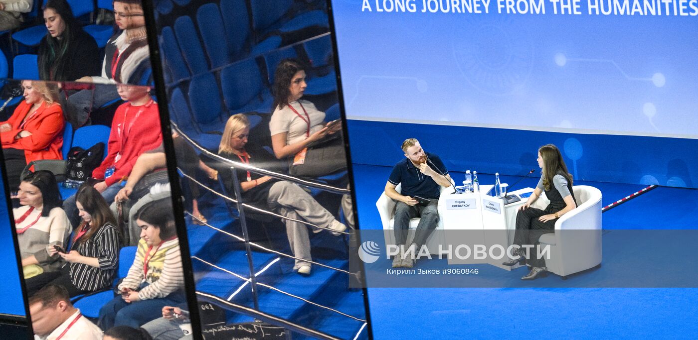 КМУ-2025. Искатели науки. Со сцены театра за хирургический стол: длинный путь от гуманитария до нейробиолога