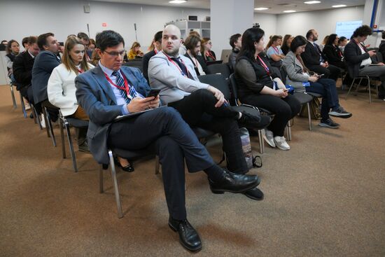 КМУ-2025. Мир 2050: ну как вы там, потомки?